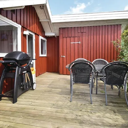 Casa de Férias Three-bedroom In Brenderup Fyn *